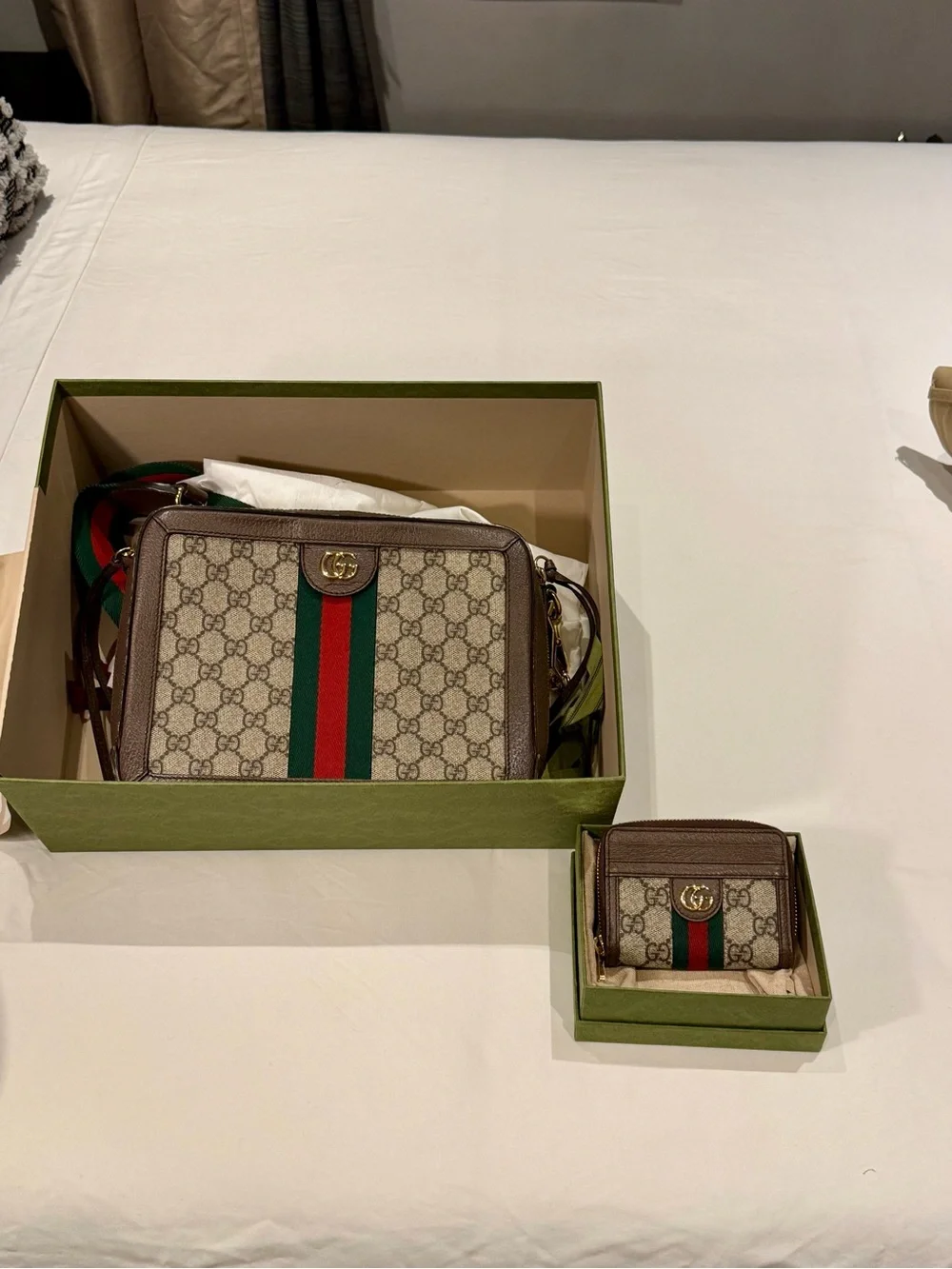 Gucci messenger bag